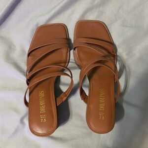 Dream Pairs Women's Tan Strappy Sandals